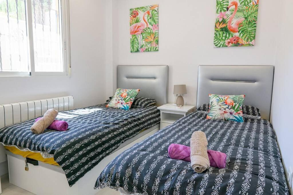 Casa Lilly-Rose, A Beautiful 3 Bedroom Detached Villa A Short Walk To The Villamartin Plaza & Golf Course מראה חיצוני תמונה