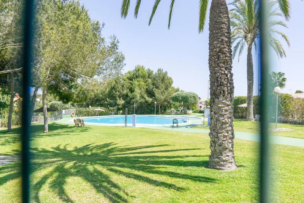 Casa Lilly-Rose, A Beautiful 3 Bedroom Detached Villa A Short Walk To The Villamartin Plaza & Golf Course מראה חיצוני תמונה
