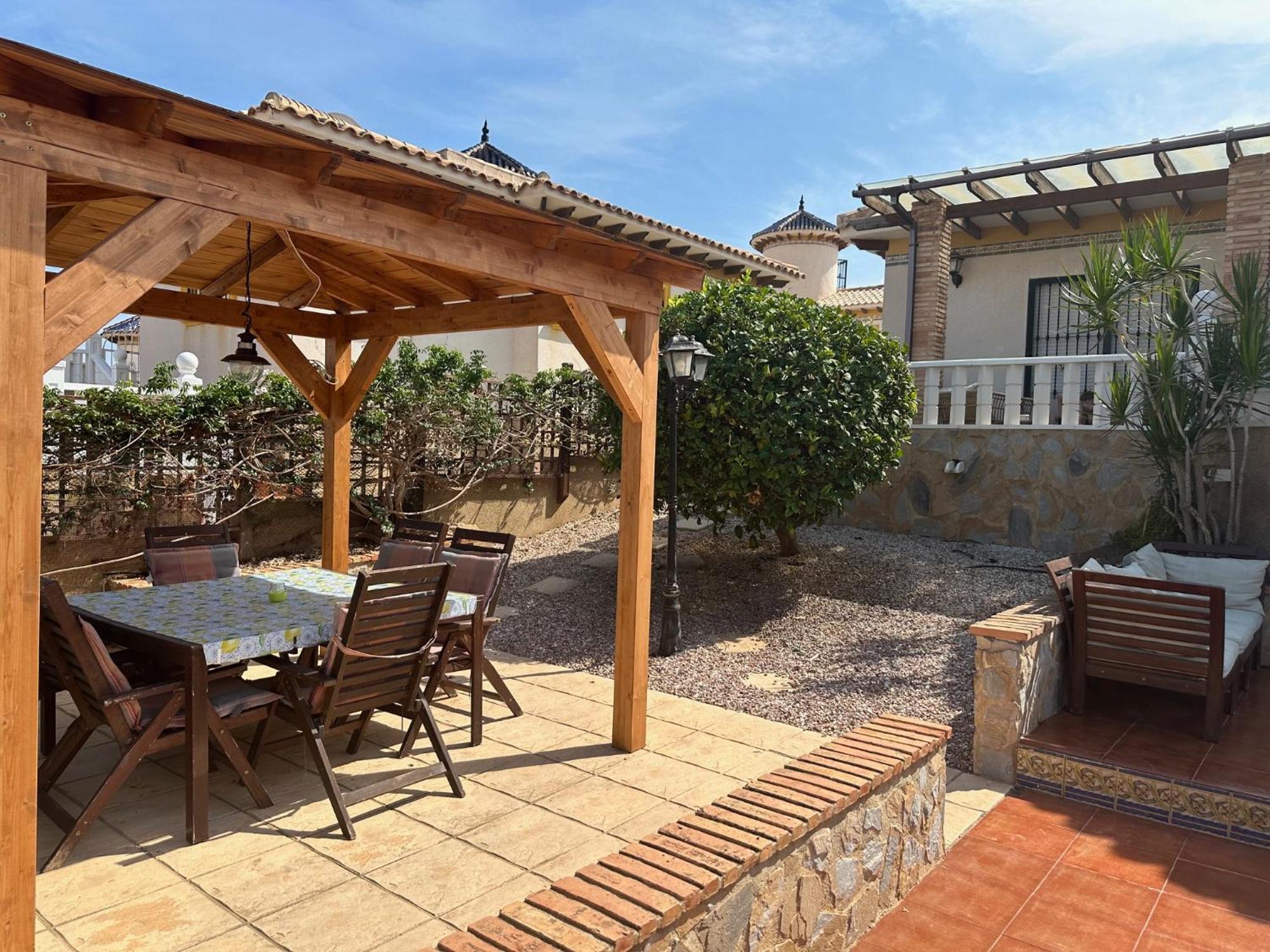 Casa Lilly-Rose, A Beautiful 3 Bedroom Detached Villa A Short Walk To The Villamartin Plaza & Golf Course מראה חיצוני תמונה